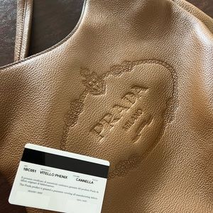 PRADA Tote Bag (like new condition)